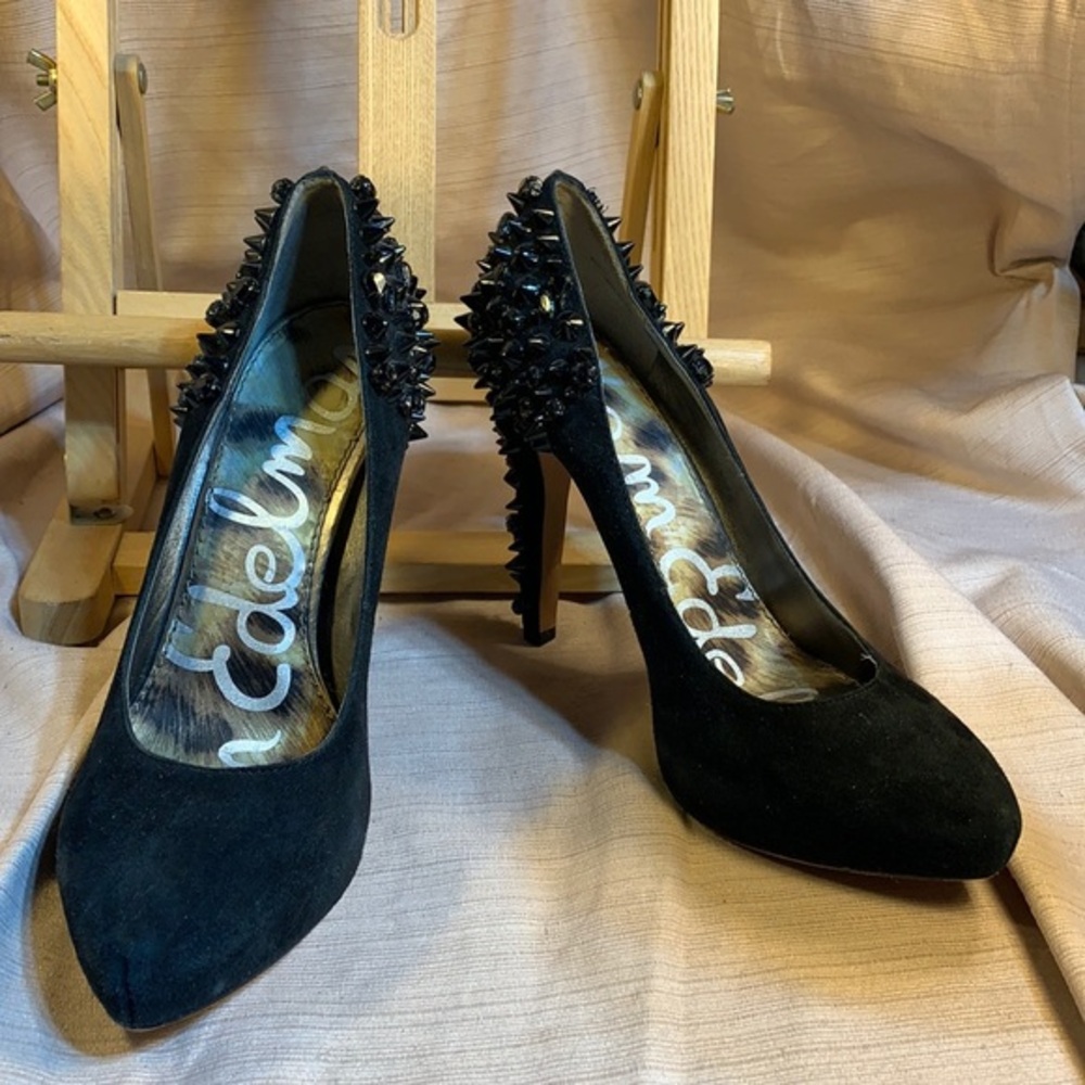 Sam Edelman almost NEW leather studded heels
